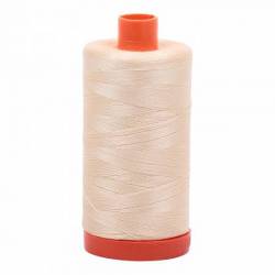 Aurifil Mako Cotton Maschinenquiltgarn 50/2-fach, 1300 m, Fb. 2123 Butter