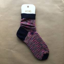 Handgestrickte Socken in Wunschgröße/-farbe