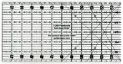 Fold Away Retreat Ruler, faltbares Lineal 6x24 inch (gefaltet 6x12 inch)