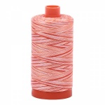 Aurifil Mako Cotton Maschinenquiltgarn 50/2-fach, 1300 m, multicolor Fb. 4659 Mango Mist