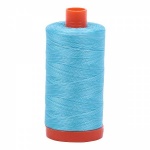 Aurifil Mako Cotton Maschinenquiltgarn 50/2-fach, 1300 m, multicolor Fb. 4663 Baby Blue Eyes