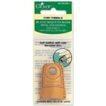 Clover Lederfingerhut mit Metalleinlage, Coin Thimble Medium